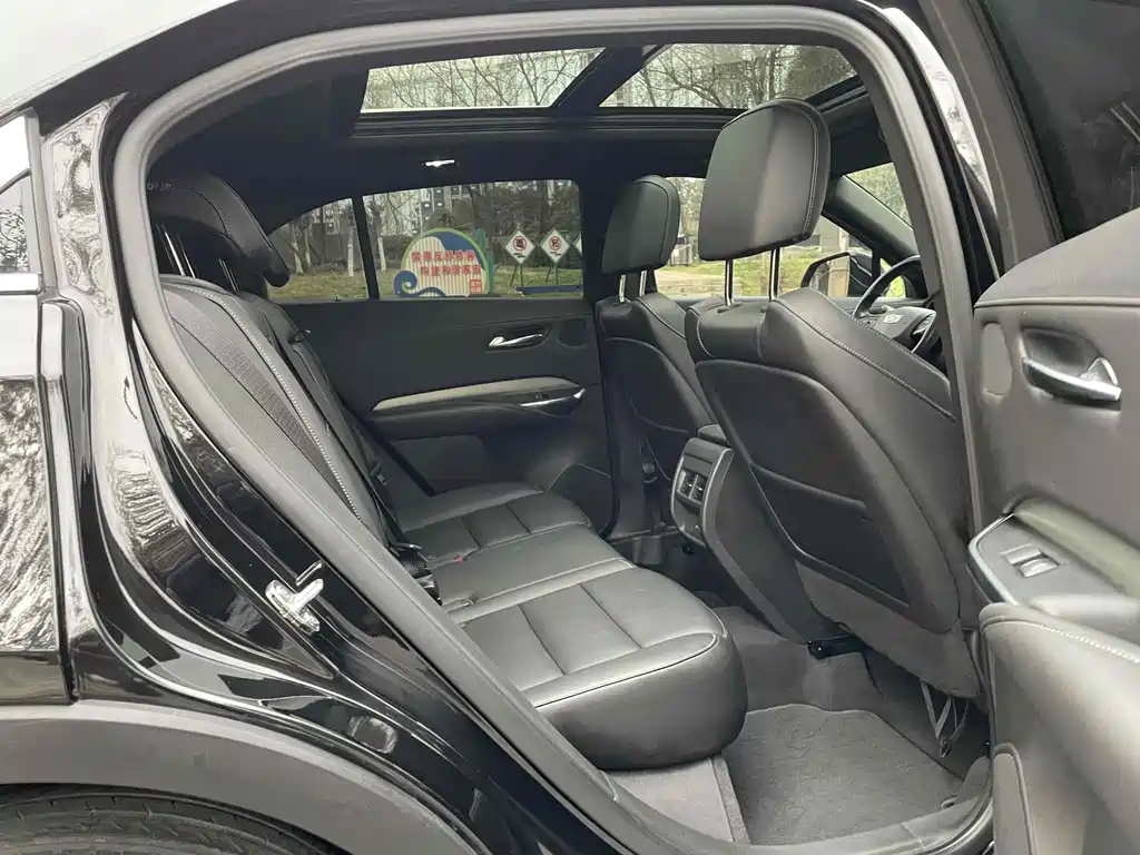 CADILLAC XT4 2020
