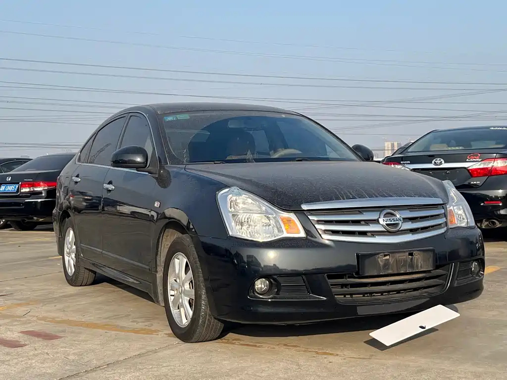 NISSAN SYLPHY 2015