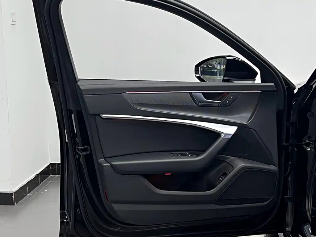 AUDI A6L 2020