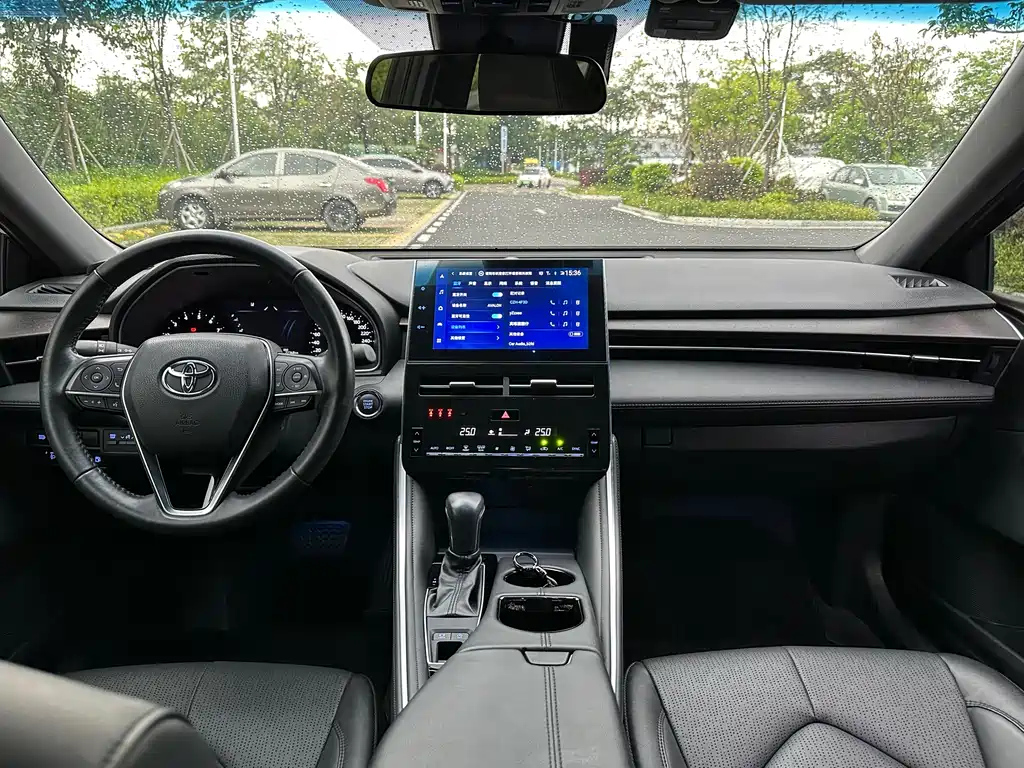 TOYOTA AVALON 2023