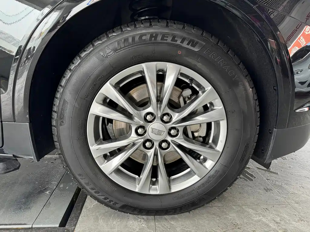 CADILLAC XT5 2020