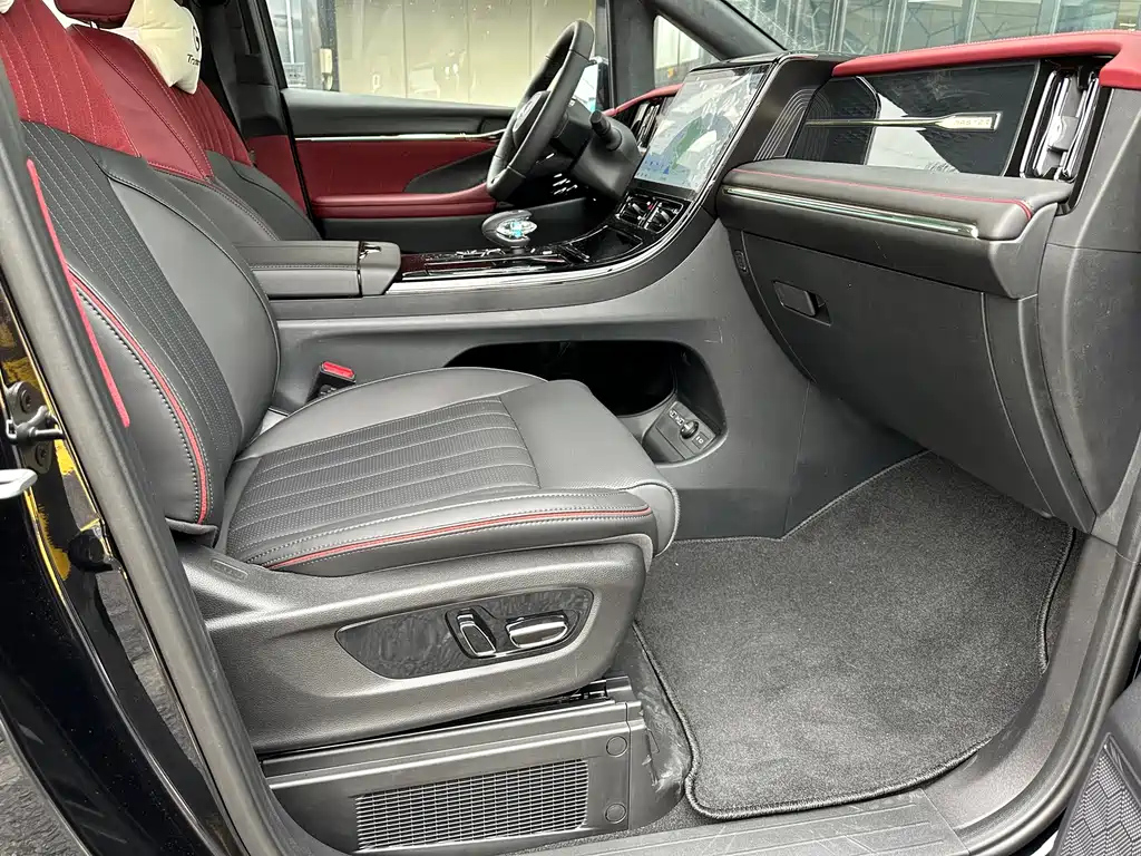 TRUMPCHI M8 2024