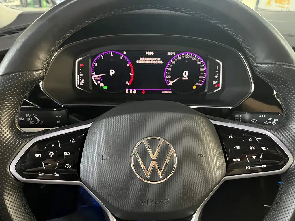 VOLKSWAGEN PASSAT 2022