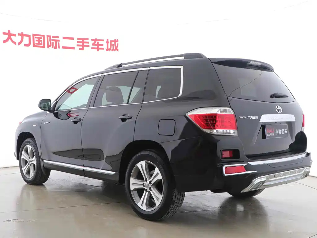 TOYOTA HIGHLANDER 2014