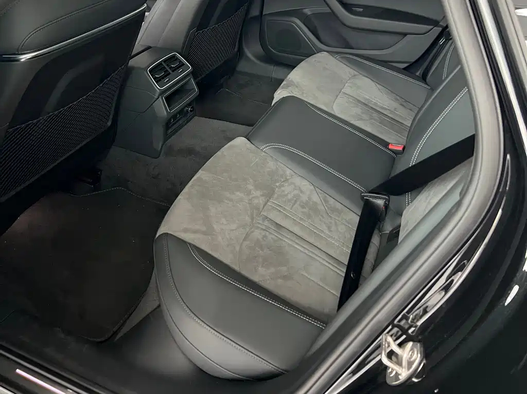 AUDI A6L 2023