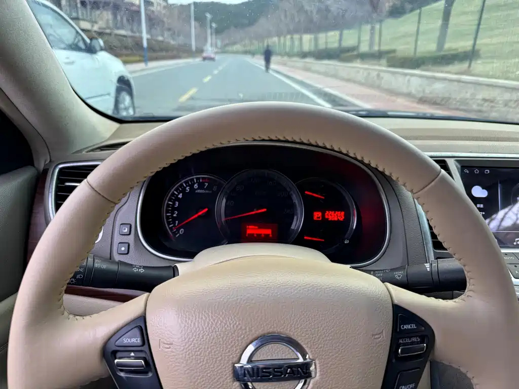 NISSAN TEANA 2009