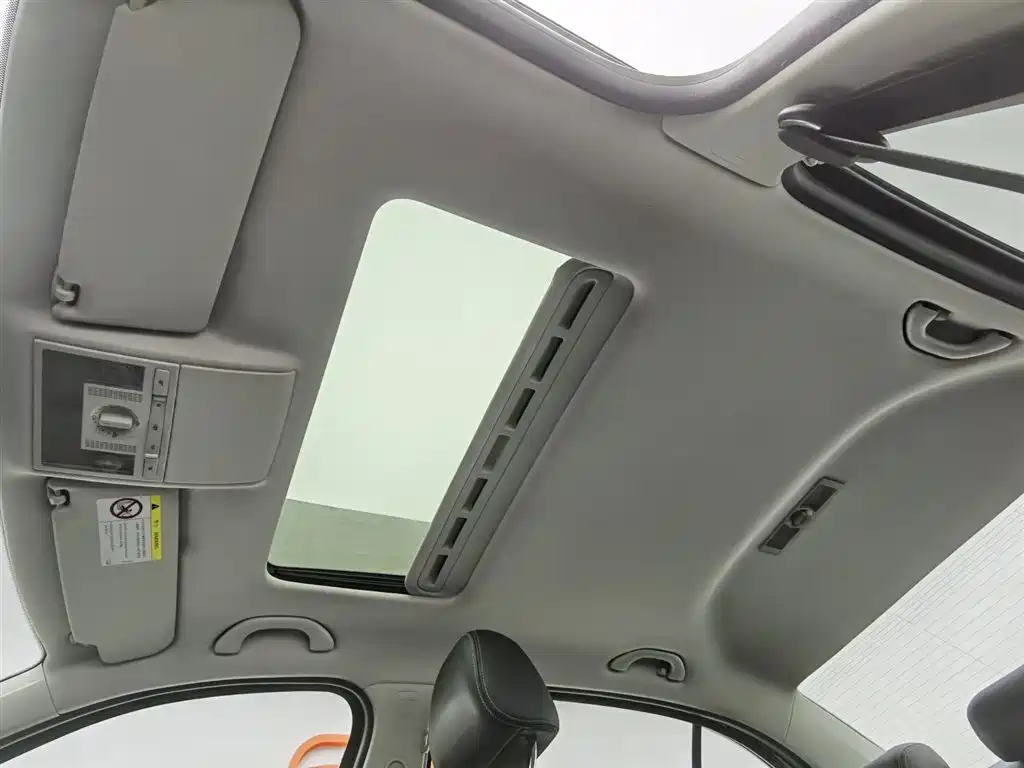 VOLKSWAGEN LAVIDA 2017