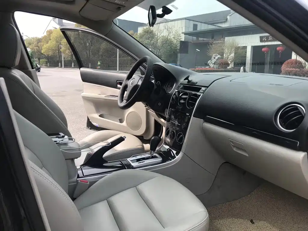 MAZDA 6 2011