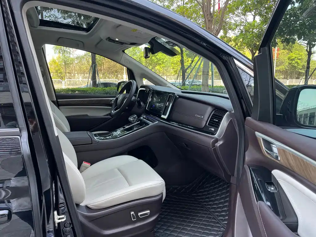 TRUMPCHI M8 2022