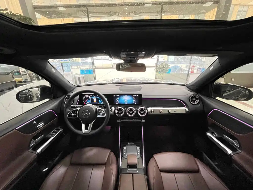 MERCEDES BENZ GLB 2021
