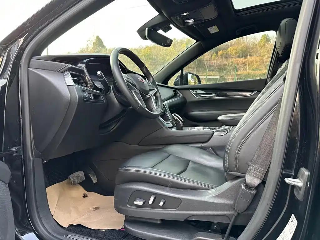CADILLAC XT5 2020