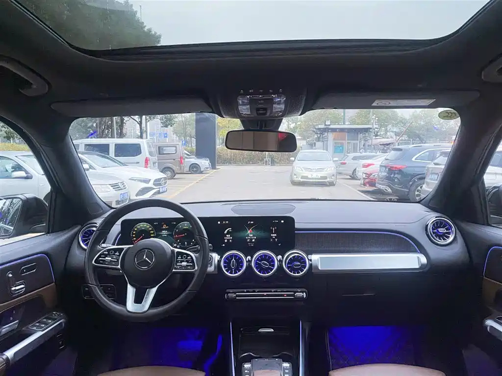 MERCEDES BENZ GLB 2022
