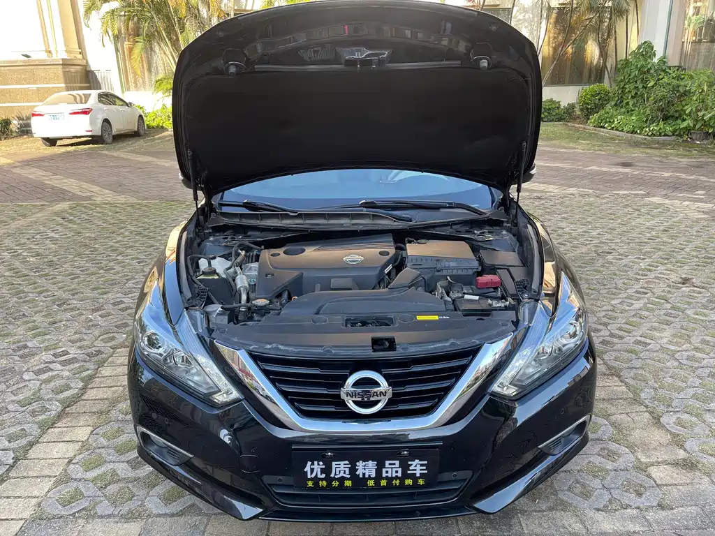 NISSAN TEANA 2018