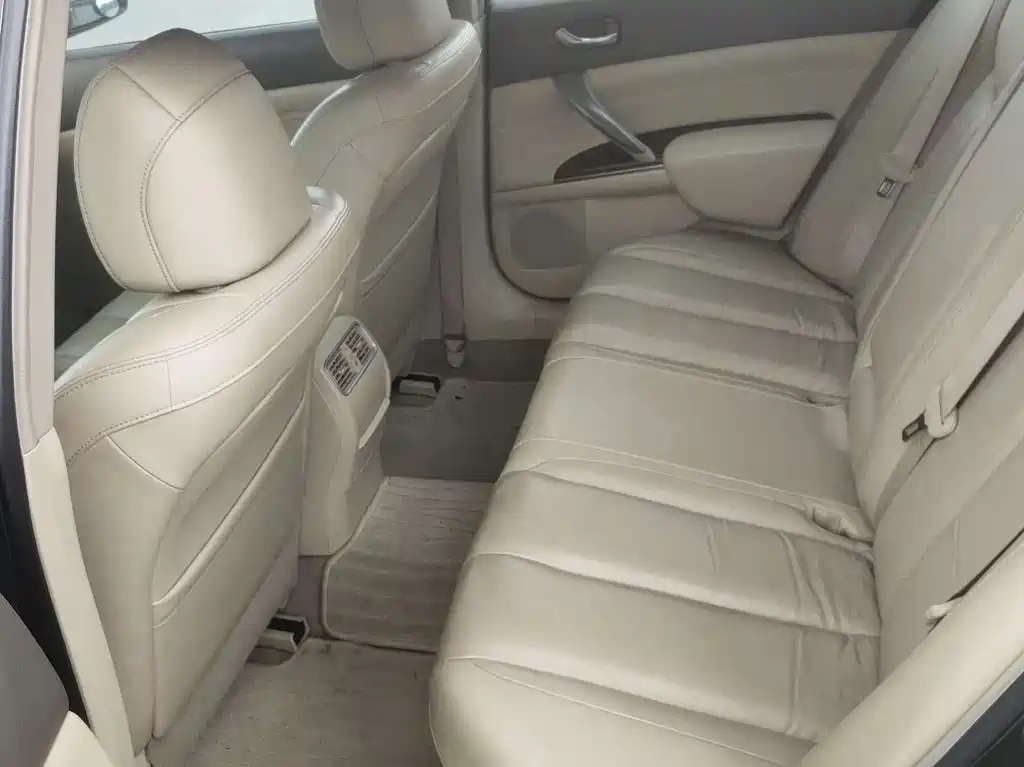 NISSAN TEANA 2009