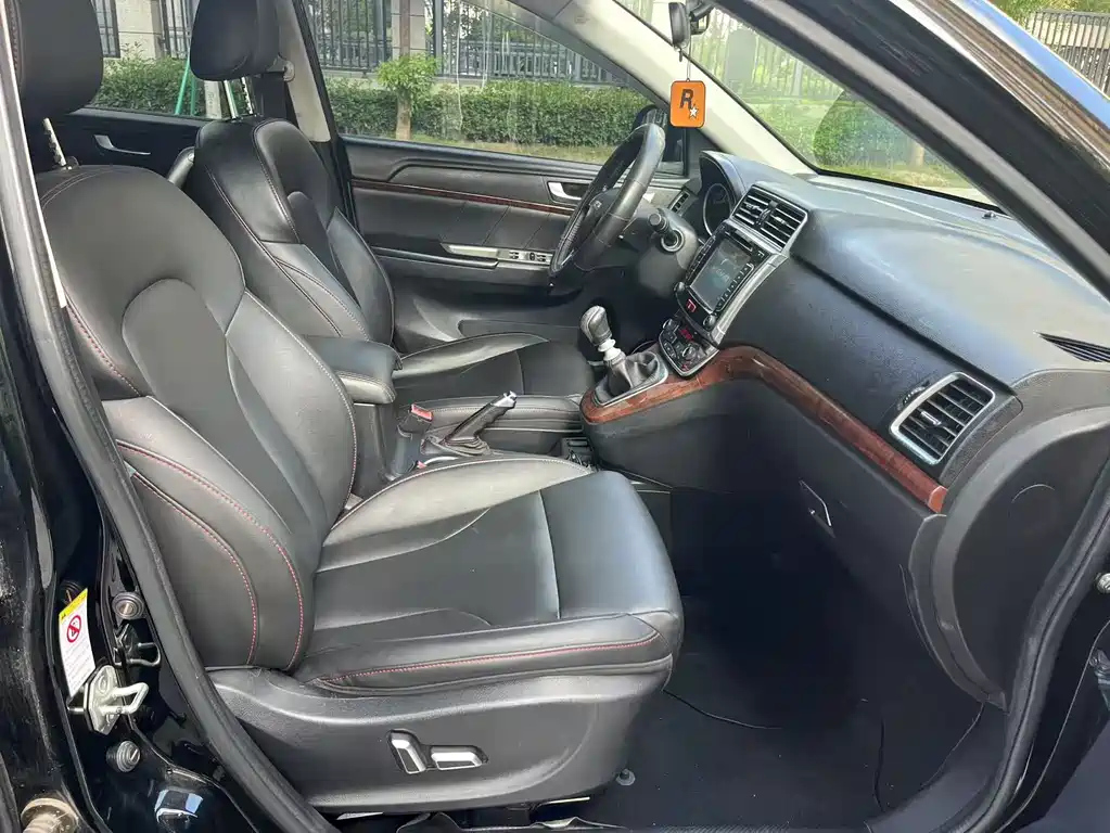 HAVAL H6 2015