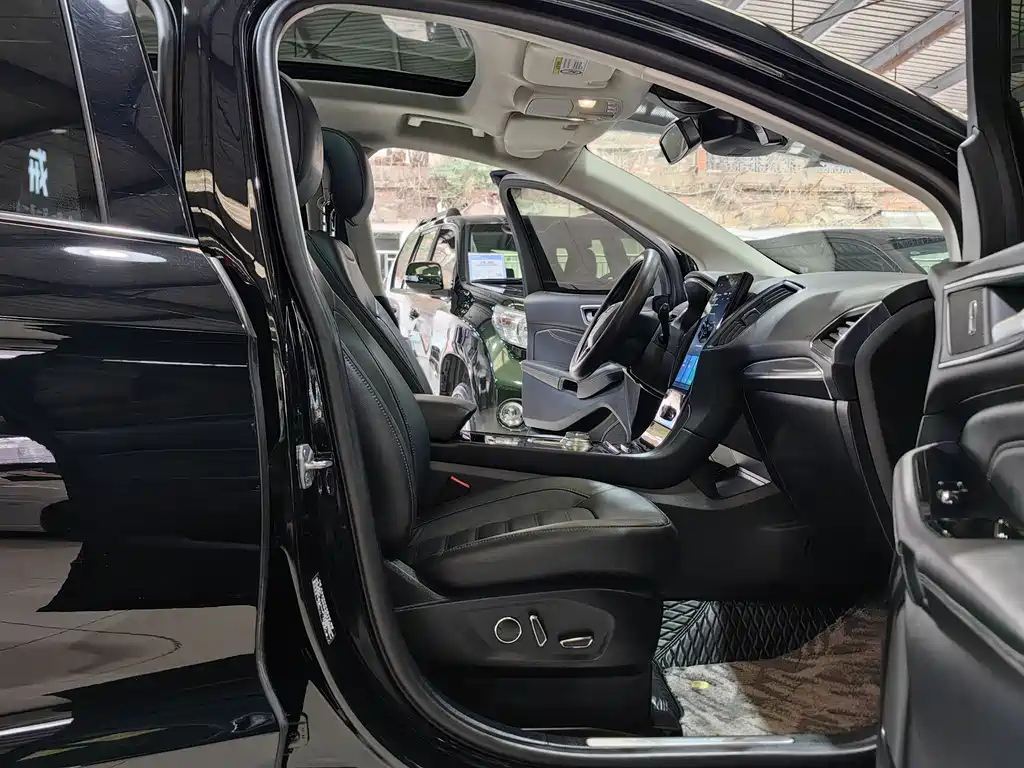FORD EDGE 2021