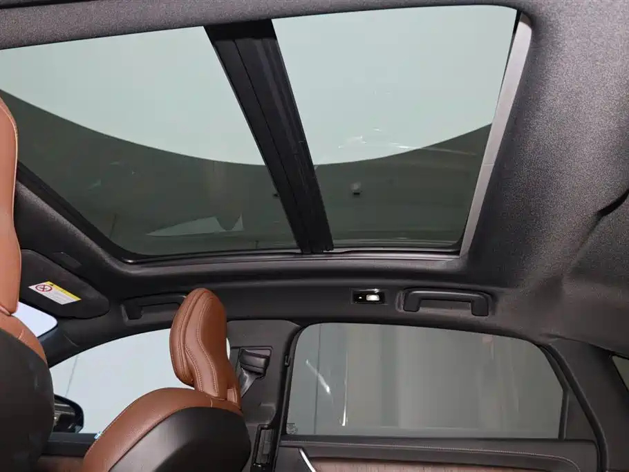 VOLVO S90 2023
