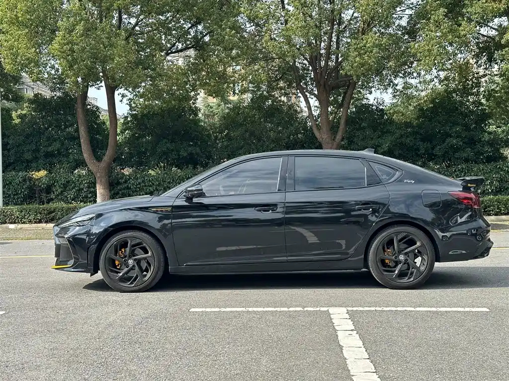 MG MG6 2021