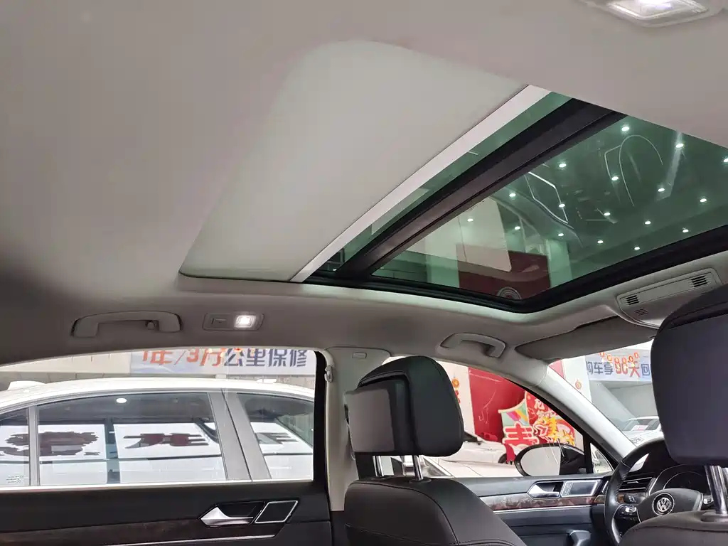 VOLKSWAGEN MAGOTAN 2018