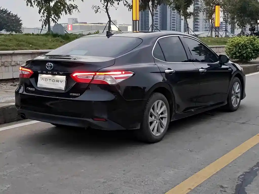 TOYOTA CAMRY 2022