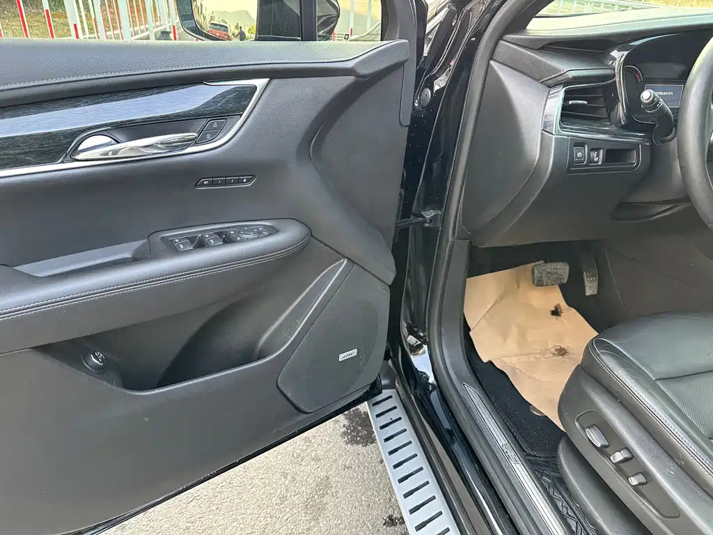 CADILLAC XT5 2020