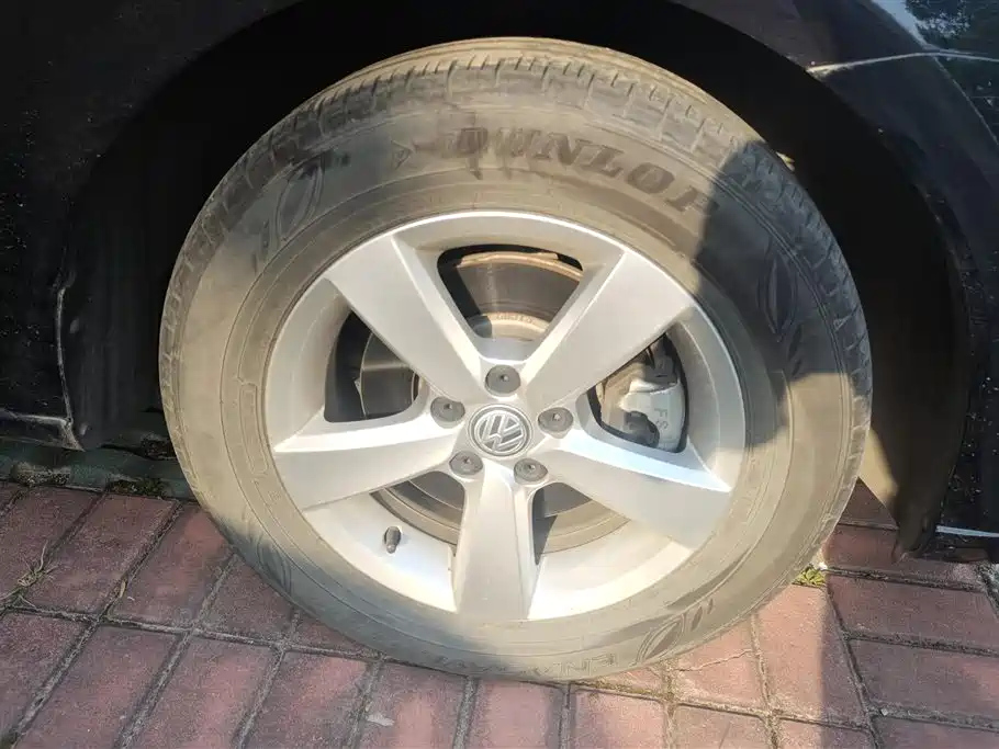 VOLKSWAGEN LAVIDA 2021