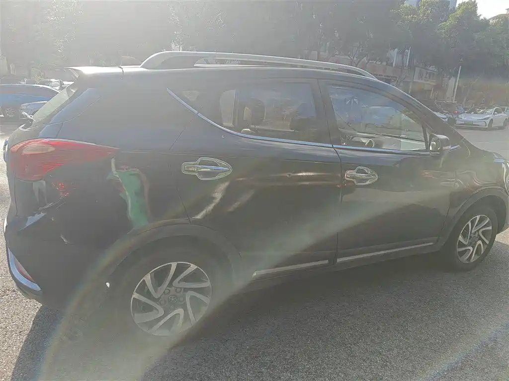 JAC REFINE S3 2016