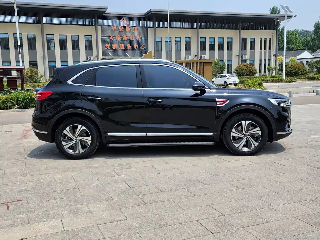 HONGQI HS5 2020
