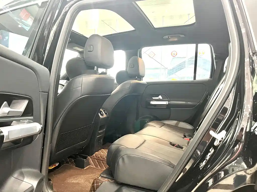 MERCEDES BENZ GLB 2022