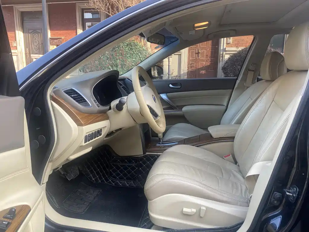 NISSAN TEANA 2012