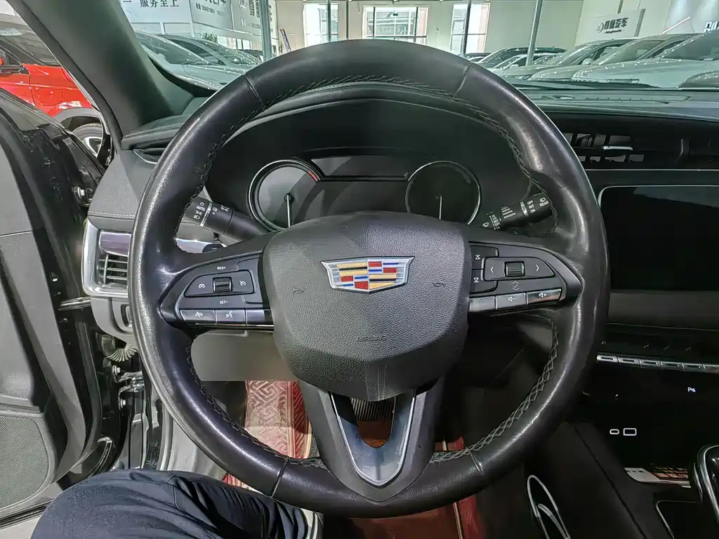 CADILLAC XT4 2020