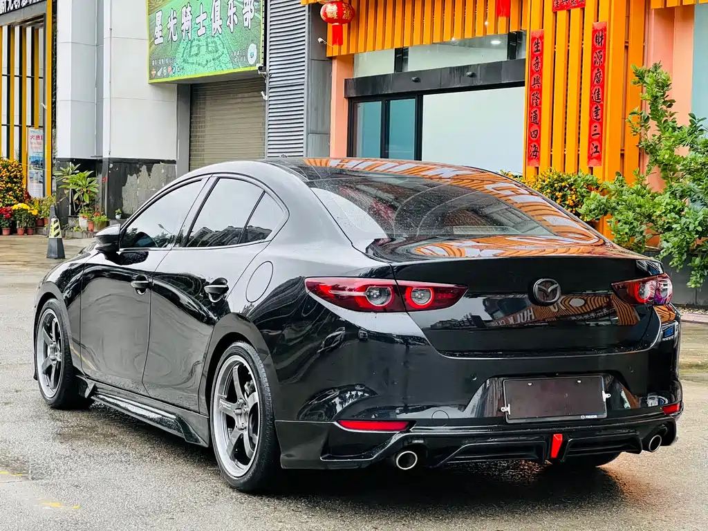 MAZDA 3 AXELA 2021