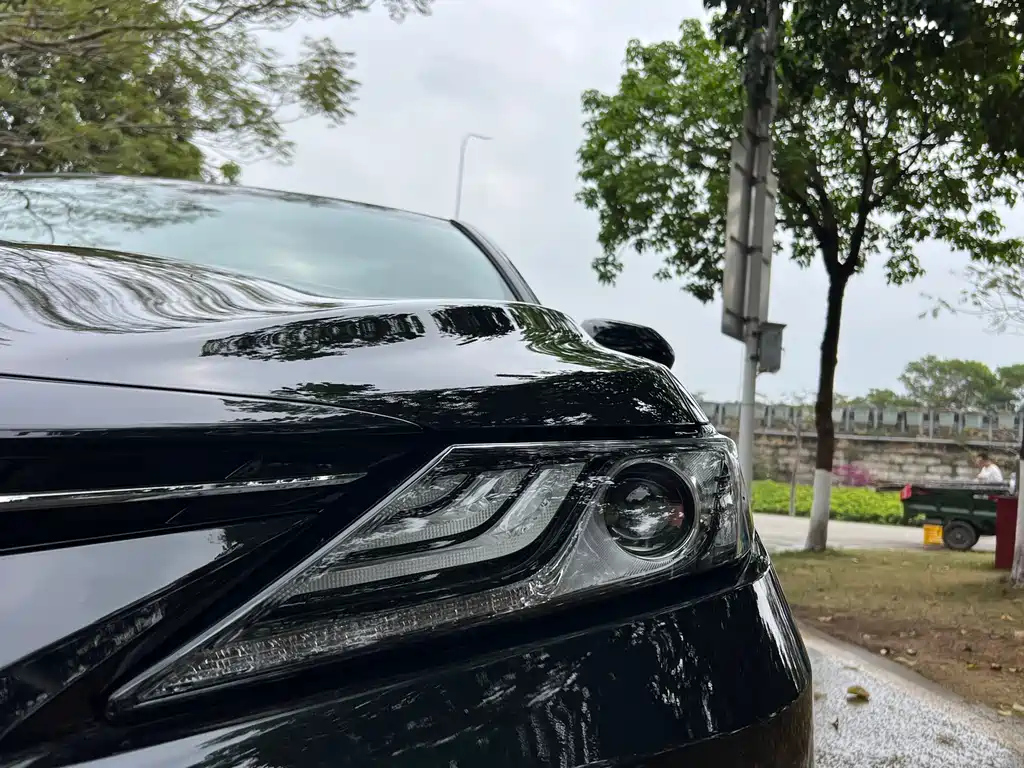 TOYOTA CAMRY 2021