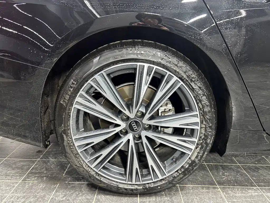 AUDI A6L 2023
