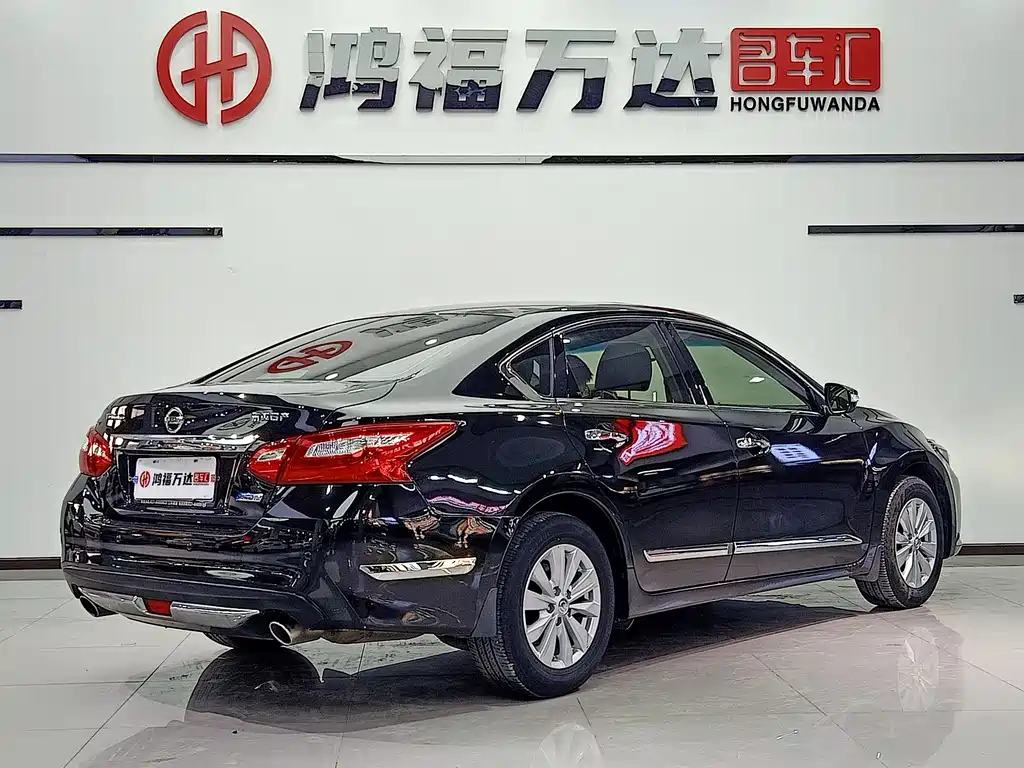 NISSAN TEANA 2018
