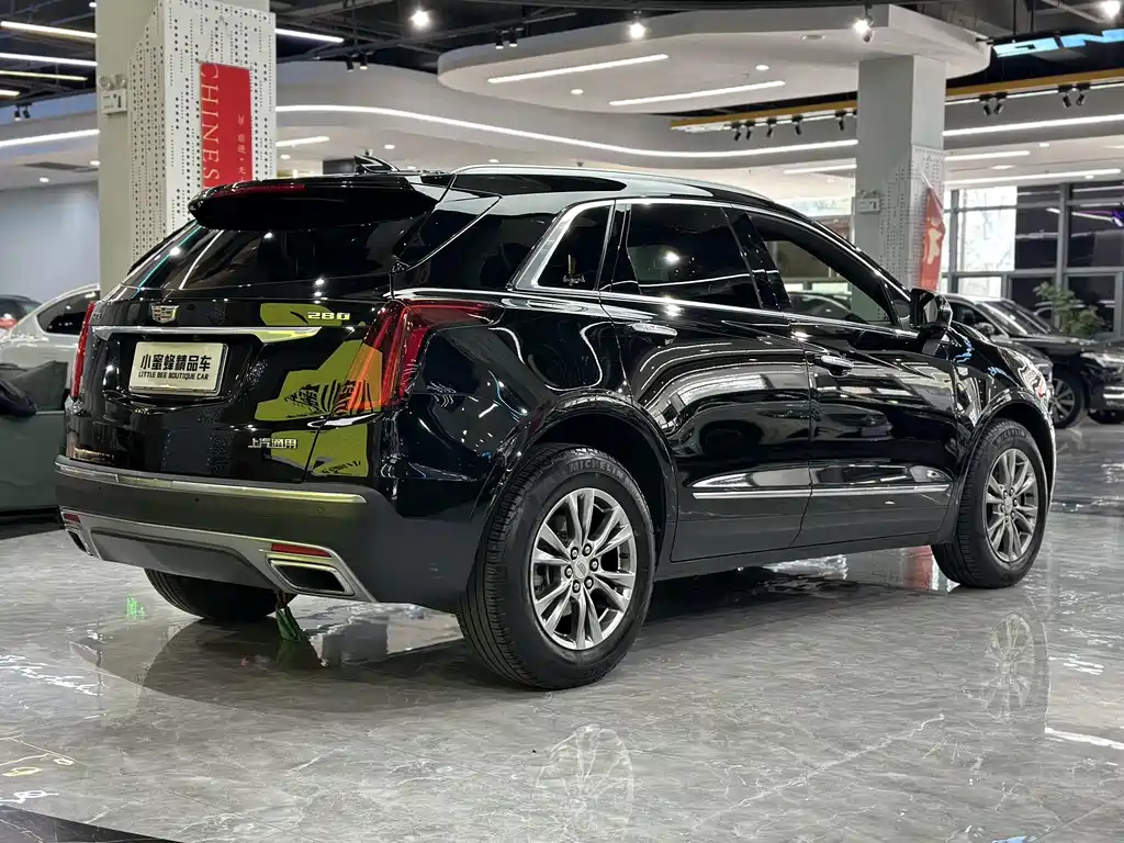CADILLAC XT5 2020