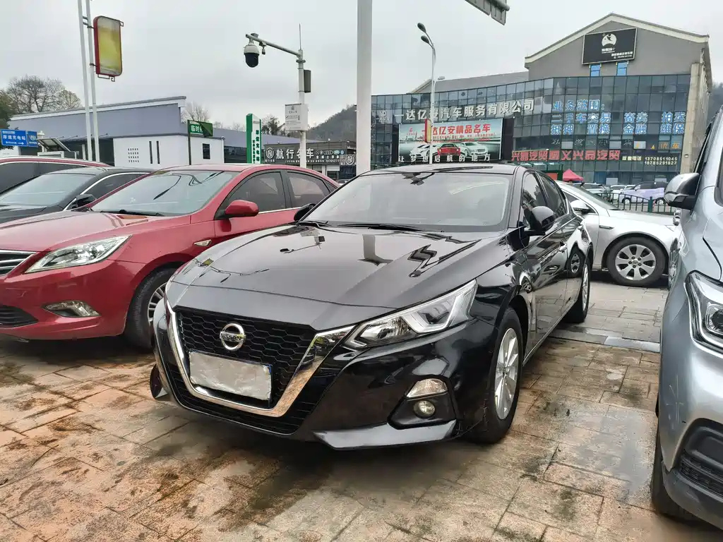 NISSAN TEANA 2021