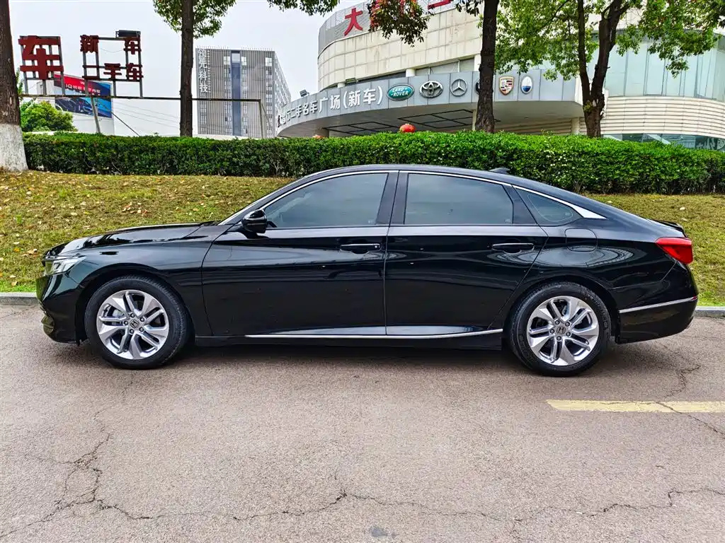 HONDA ACCORD 2021