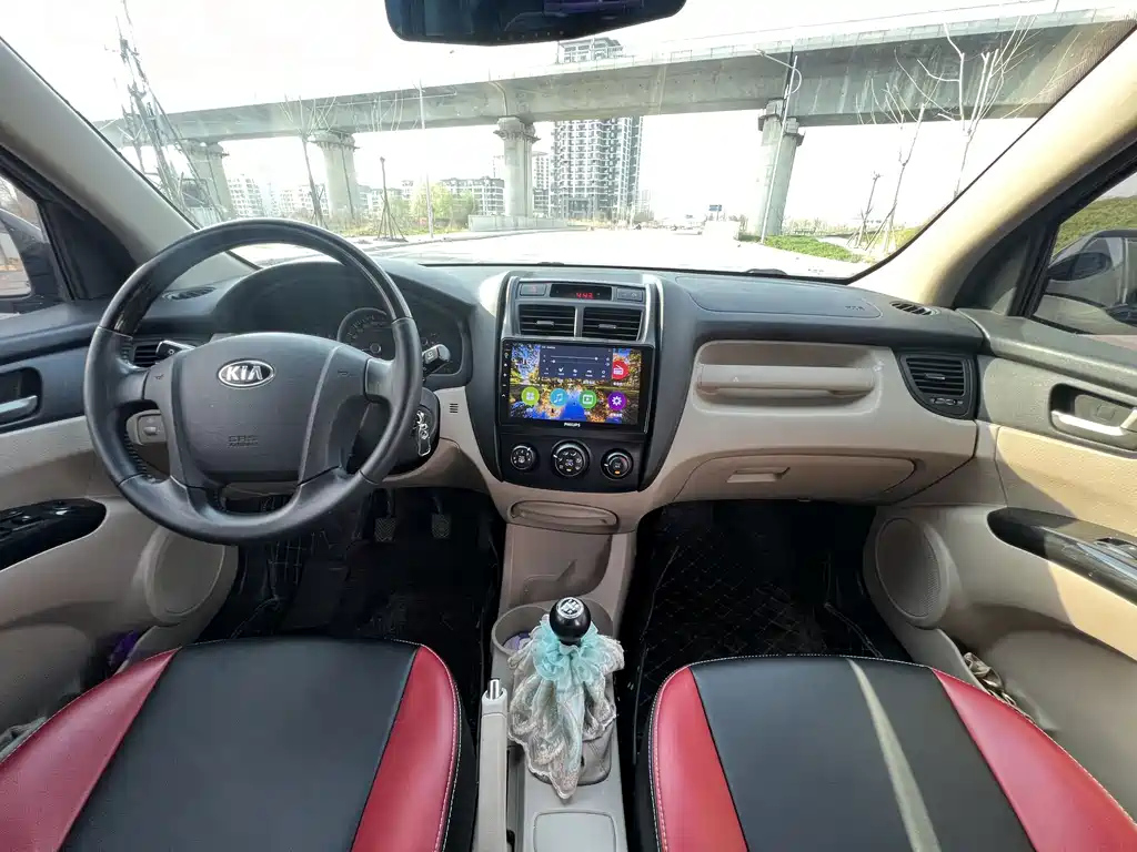 KIA SPORTAGE 2015