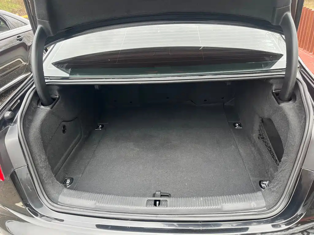 AUDI A6L 2014