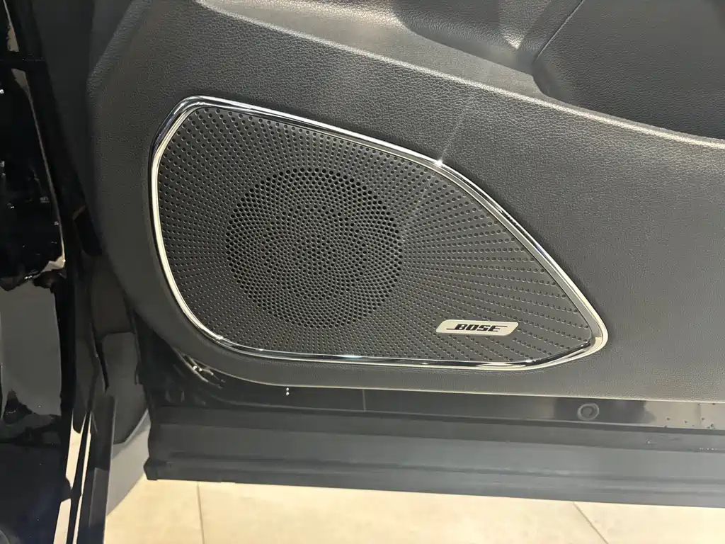 HONGQI HS5 2023