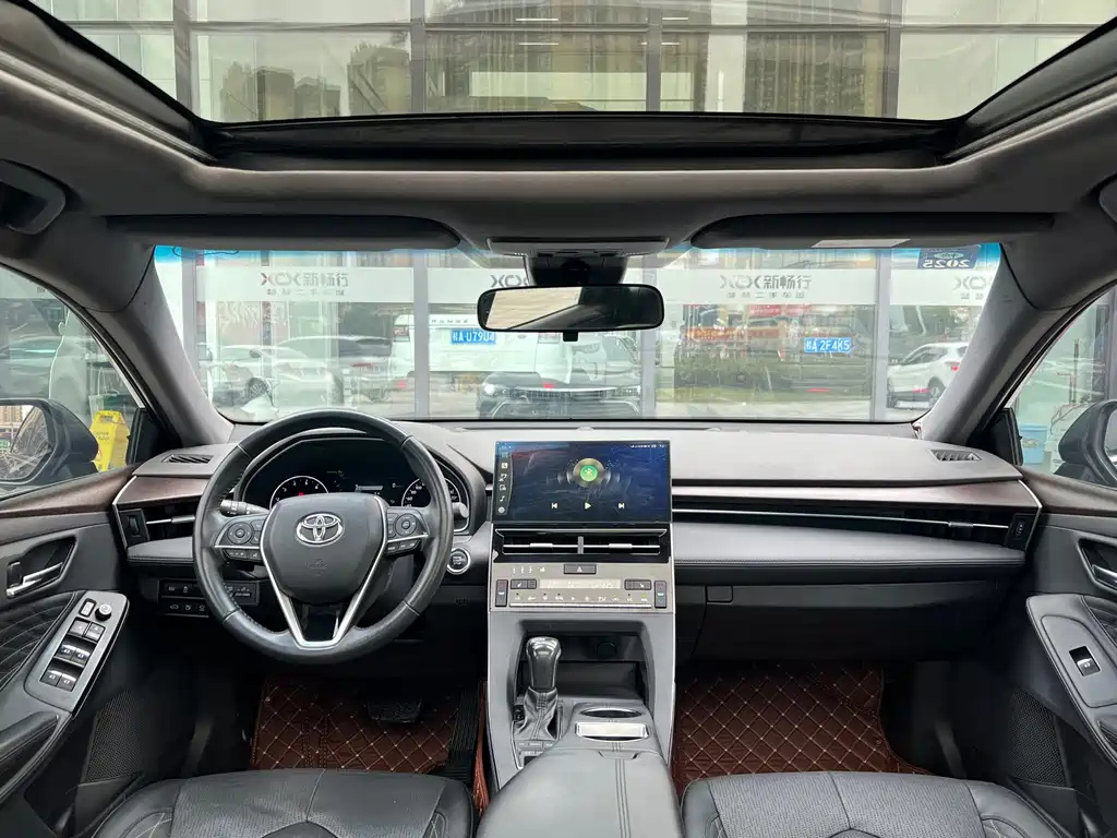 TOYOTA AVALON 2020
