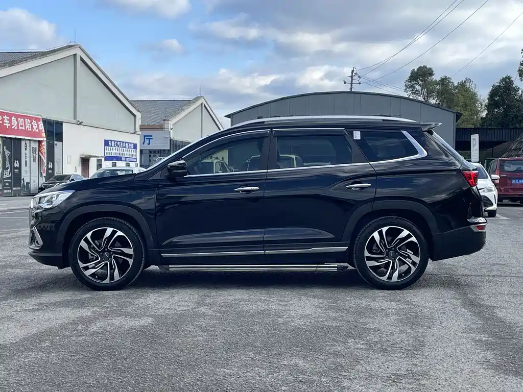 JETOUR X90 2019