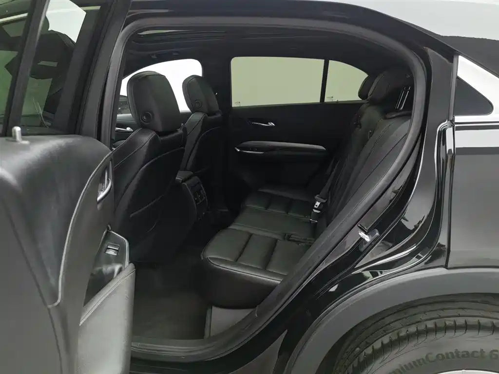 CADILLAC XT4 2020