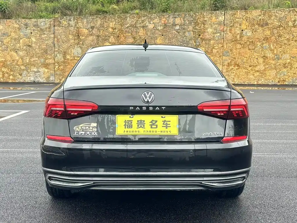VOLKSWAGEN PASSAT 2020