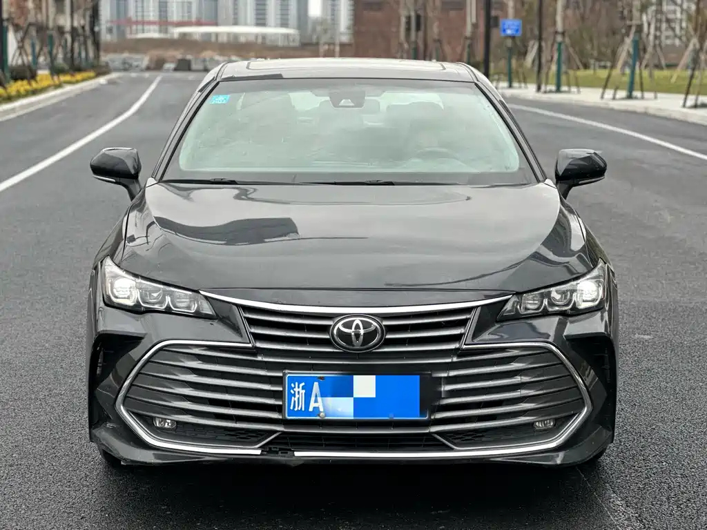 TOYOTA AVALON 2020