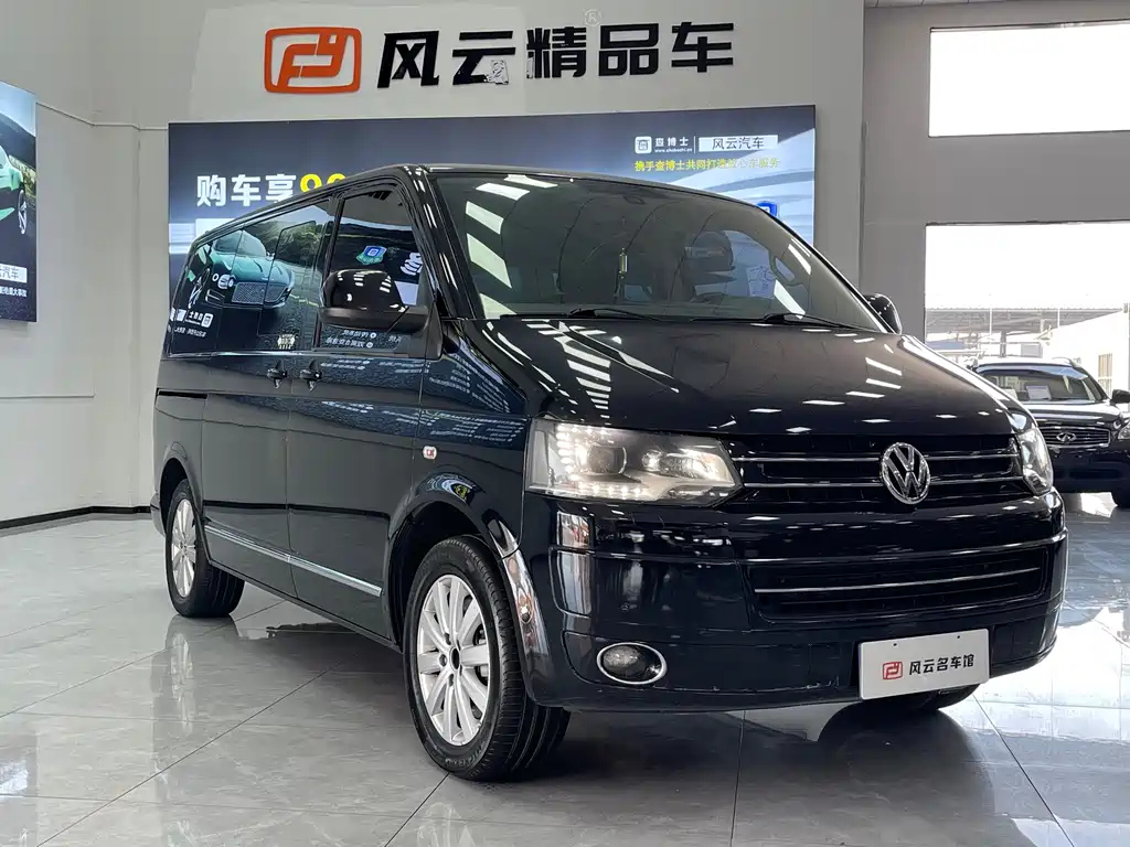 VOLKSWAGEN MULTIVAN 2013