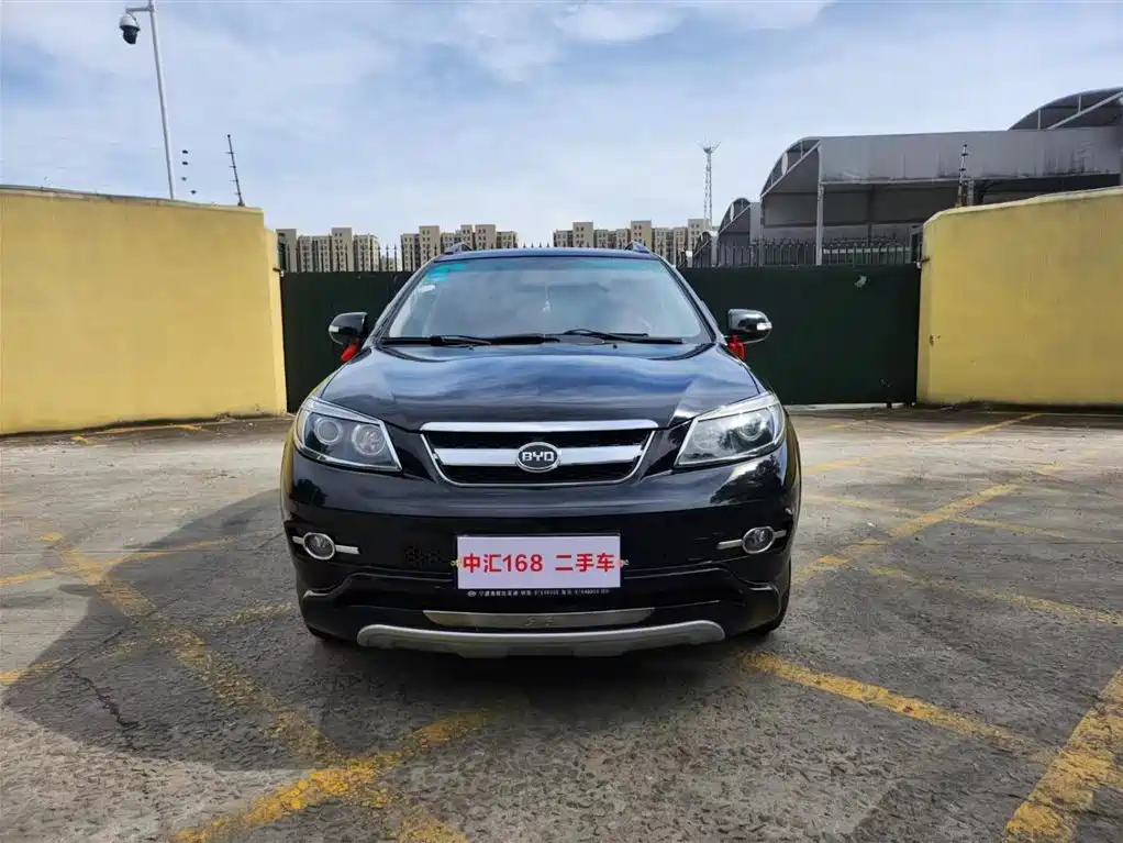 BYD S6 2015