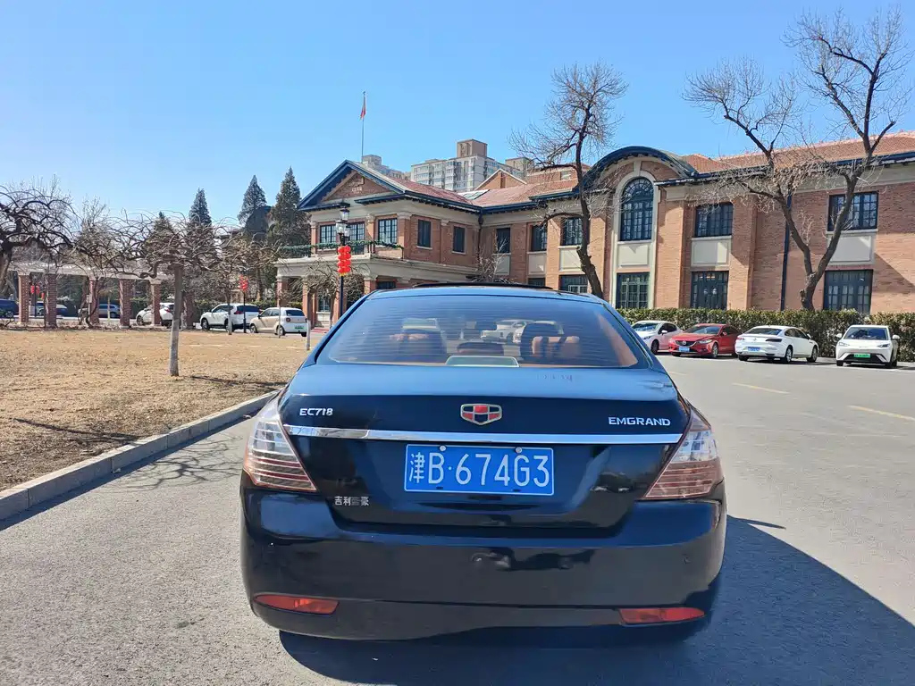 GEELY AUTO CLASSIC EMGRAND 2010