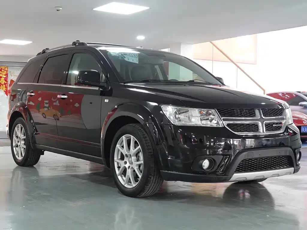 DODGE JCUV 2014